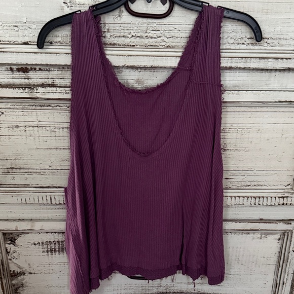 Purple Distressed Ribbed Tank Top - Picture 4 of 5